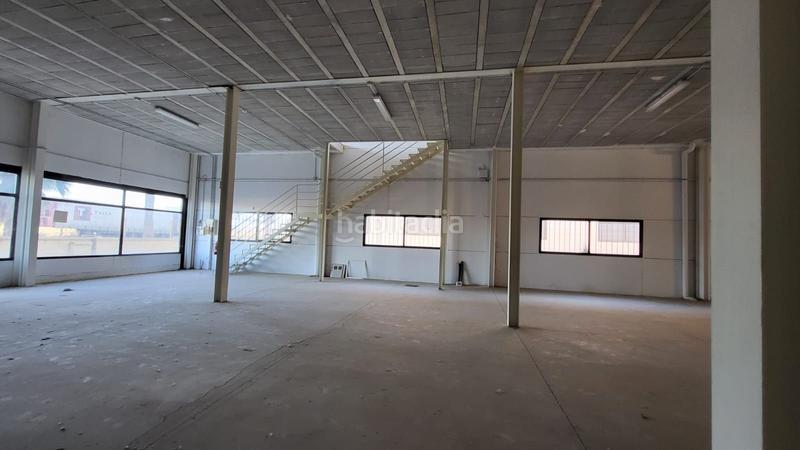 Foto 211f3938-2086-42eb-8bc2-d321e801fc67. Capannone industriale in Renfe - Bulevar 1ª y 2ª Fase Jaén