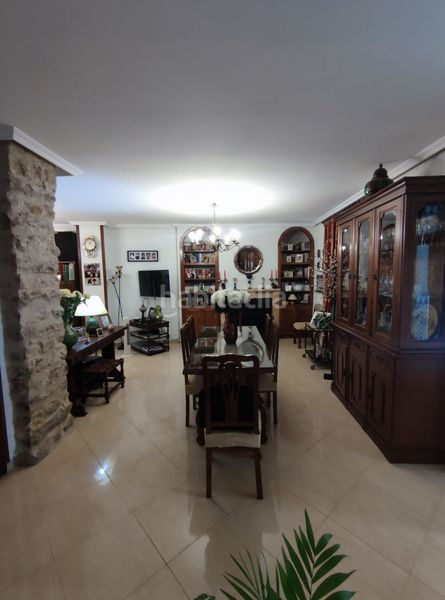 Foto 564d5d5c-dab1-4589-ba7d-ab32c41eb23f. Maison dans Úbeda