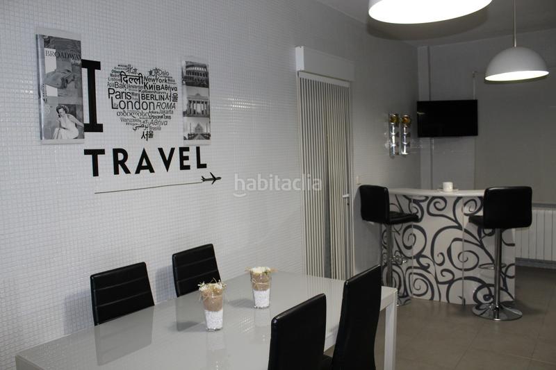 Foto 4e77ab74-64c3-4685-89d5-4b64b3c1d089. Chalet en Úbeda