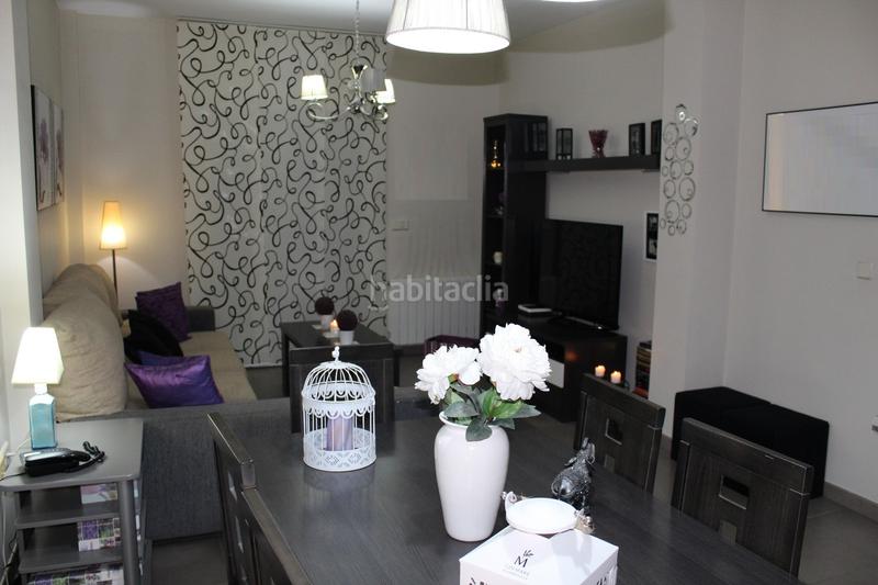 Foto fbb84f0d-d387-4283-be30-73b232d57a9b. Chalet en Úbeda