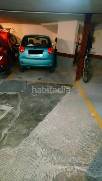 Foto c0bcdb29-2ccc-4b67-99aa-04ea6b2ba1d0. Aparcament cotxe a Castell-Poble Vell Castelldefels