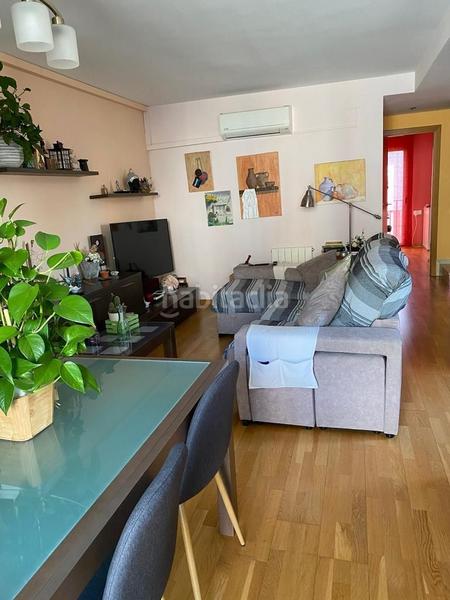 Foto 01b6944a-f4cd-4a1f-bdbd-13ba5ad07358. Maison jumelée avec chauffage dans Centre Viladecans