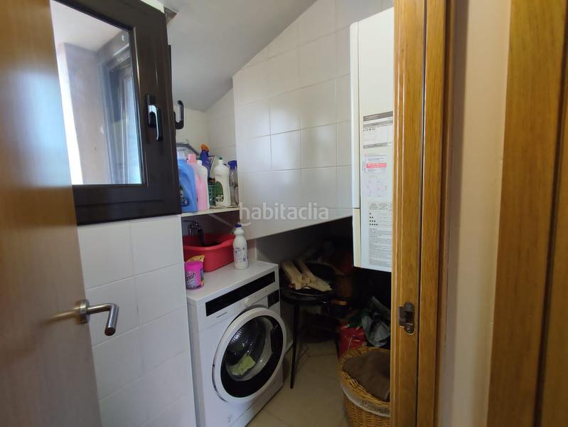 Foto 3044e01b-760a-431c-9164-a8430311db0a. Maison jumelée avec chauffage dans Centre Viladecans