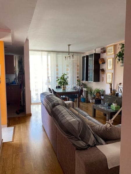 Foto ca0070ef-b033-4b89-ac0c-02d0cc8ecec3. Maison jumelée avec chauffage dans Centre Viladecans