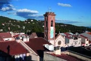 Casa en Matadepera. Torre de 295m2, jardín de 791m2, piscina