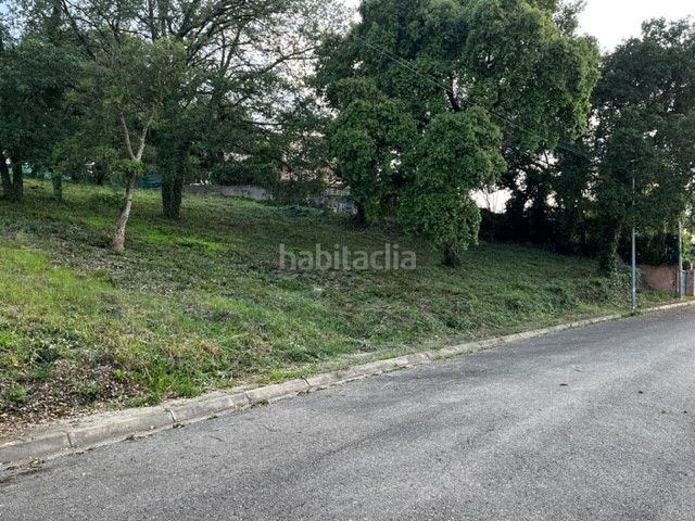 Foto 4ed907bf-4887-4c68-86ed-c4a41712f8b4. Terreny residencial a carrer de vallespir 86 a Bescanó