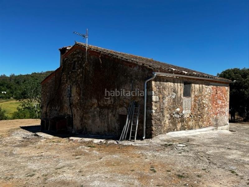 Foto 07855b1d-1012-43cd-998c-ee6e91da31d3. Masía  catalana en venta. en Bescanó