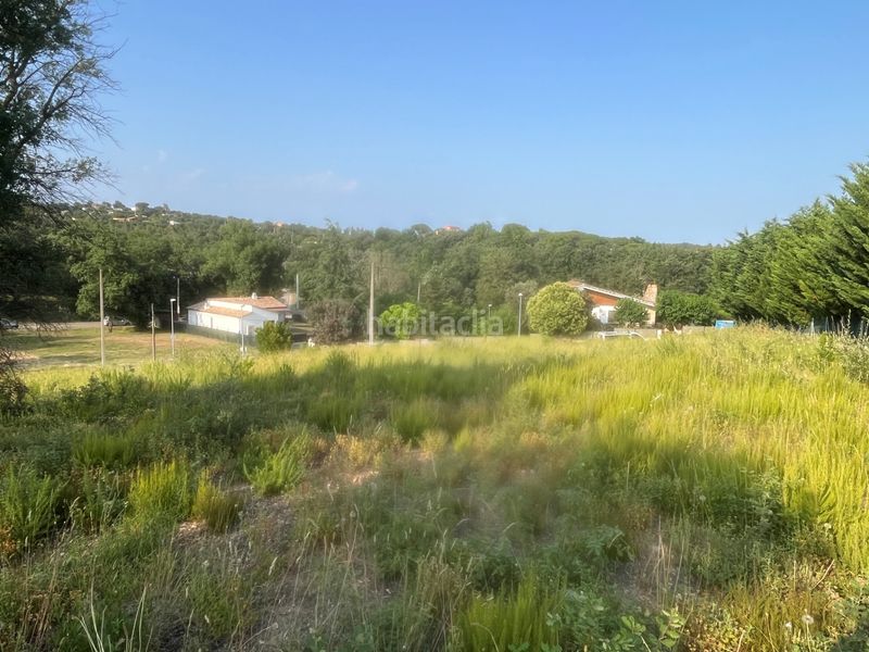 Foto 6ab4d12e-e1a0-4ed6-9ff6-1b13cf09cdfd. Terreny residencial a carrer del baix penedès 221 a Bescanó