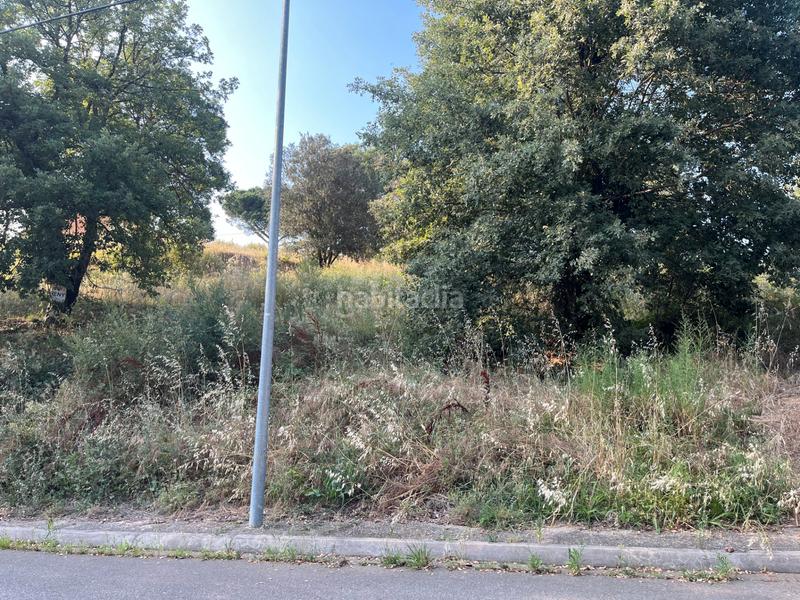 Foto a640736e-3dc6-46ac-bfc9-7d27787ec3aa. Terreno residenziale in carrer del barcelonès 763 in Bescanó