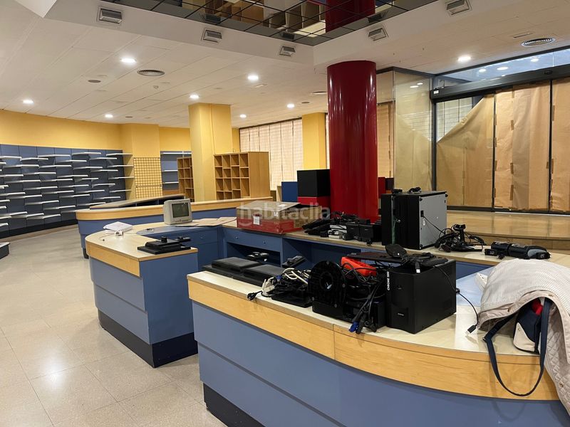 Foto 0f86ccd1-f906-4e7c-99e7-81eff919a0c3. Local comercial a calle ferran soldevila 4 a Eixample Nord Girona
