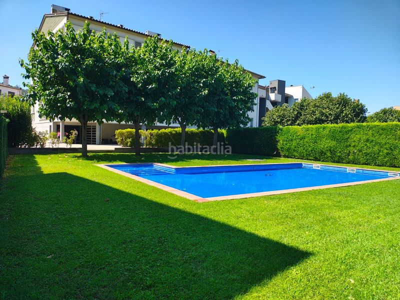 Foto 0d8d37f7-fd34-4fa6-ab01-b4fe9649fede. Pis amb calefacció aparcament piscina a Bescanó