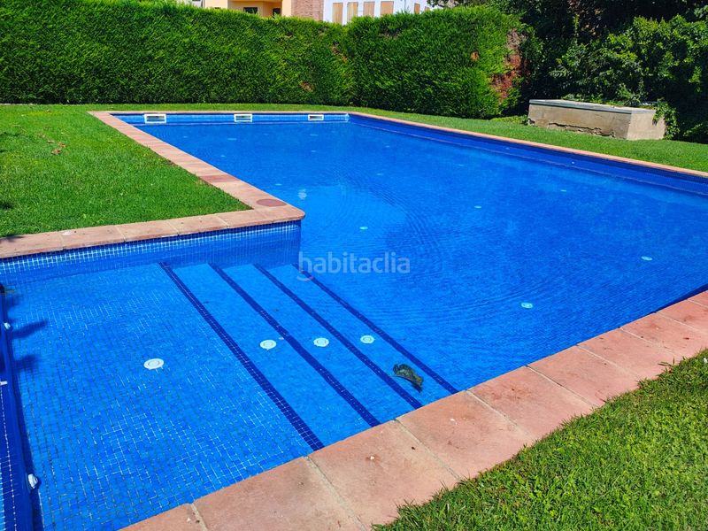 Foto c5b1c2f2-e043-4535-ba96-a8a344689eaa. Pis amb calefacció aparcament piscina a Bescanó