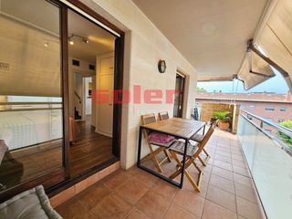 Àtic  Carrer de sabina canyameras. Ático dúplex de 93 m² con 22 m² de terraza, orientación sur y pi