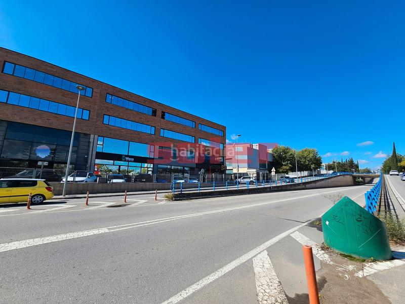 Foto d2457c05-a051-445a-b850-f76327af781a. Alquiler local comercial local prime en Roquetes-Can Magí Sant Cugat del Vallès