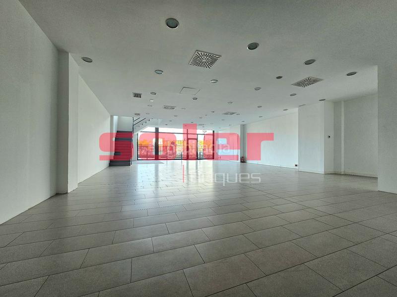 Foto bdc860c0-bf6c-43f6-8f68-b7c352b2ee92. Rent business premise in Roquetes-Can Magí Sant Cugat del Vallès