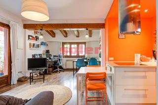 Casa en Mira-sol. Encantadora torre de 54m2 con preciosa reforma!