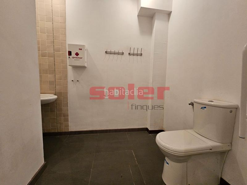 Foto 412f14b8-6d08-45ef-bb1a-8a66707cf5c2. Location local commercial dans El Coll Sant Cugat del Vallès