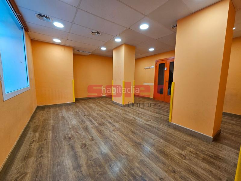 Foto 788b0b9c-7a27-4176-92e6-580f509a4b98. Location local commercial dans El Coll Sant Cugat del Vallès