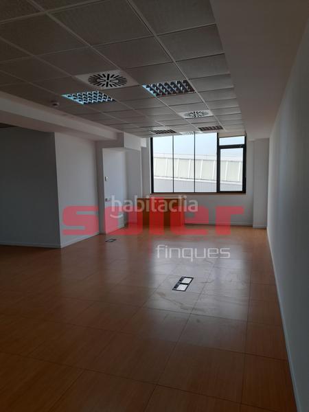 Foto 9956058f-e774-424d-9f93-50448cf79852. Miete büro in Roquetes-Can Magí Sant Cugat del Vallès