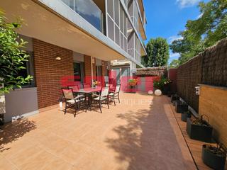 Piso en Mira-sol. Can cabassa  planta baja con gran terraza, y zona comunitaria co