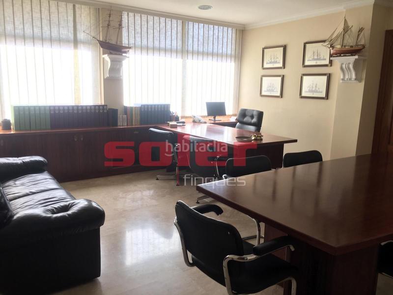 Foto ae5258c2-c165-44fc-a3de-bc34827ba5b0. Bureau dans Catalunya - Fontetes Cerdanyola del Vallès