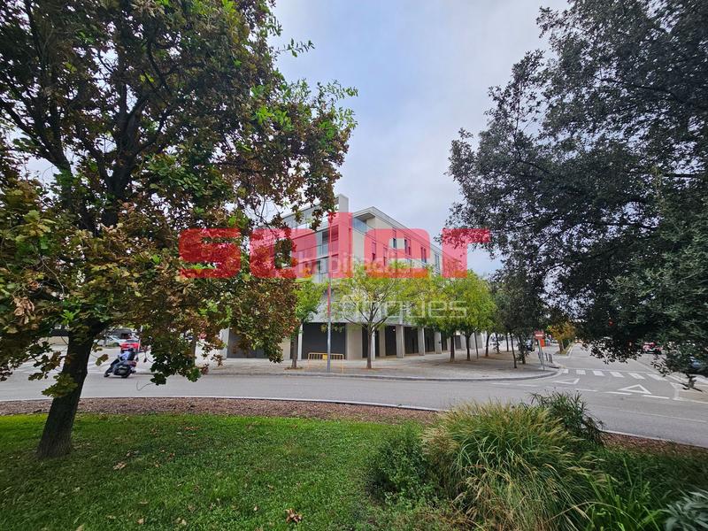 Foto 24b183f7-087d-4271-9791-646b4348f8d3. Location local commercial dans Volpelleres Sant Cugat del Vallès