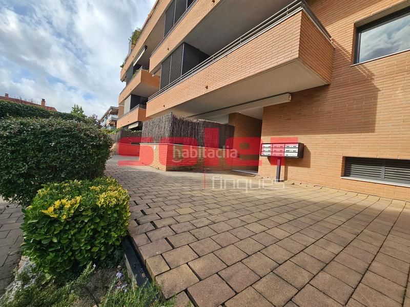 Foto 472f35ba-5392-422d-a551-80dd893ea185. Appartamento con riscaldamento piscina in Mira-sol Sant Cugat del Vallès