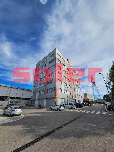 Foto 6fdb9c13-861e-4291-aadb-68305c80abda. Alquiler oficina  esquinera en alquiler cerca de sant cugat en Rubí