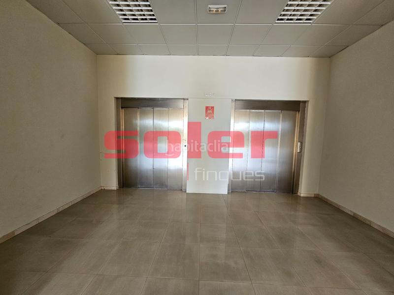 Foto 4ba94d6b-777b-4993-997b-0ada7991482c. Miete büro in Can Vallhonrat Rubí