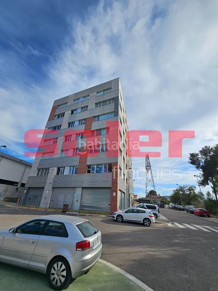 Foto a70394b6-4eea-4a00-91a4-f5a66d4eaf8c. Miete büro in Can Vallhonrat Rubí