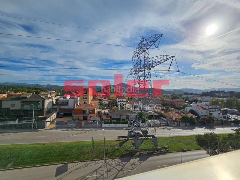 Foto 9742f4dd-3787-4963-bb5f-808125c41094. Rent office space in Can Vallhonrat Rubí