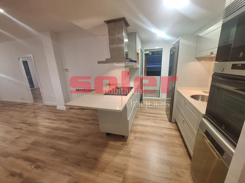 Foto 32efa107-c4cb-4cb7-9880-6c057e53b267. Flat with heating in Eixample Sant Cugat del Vallès