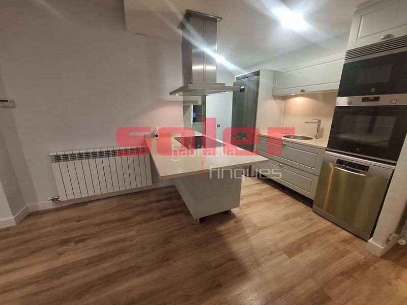 Foto 90f023b2-9f09-4368-b767-60953a107f42. Flat with heating in Eixample Sant Cugat del Vallès