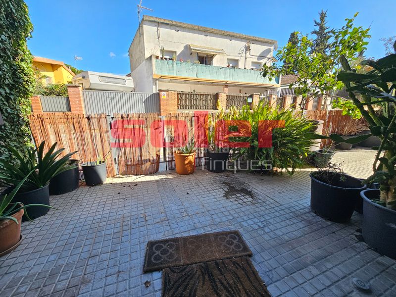 Foto 09162a73-0c05-426b-ac37-e5af41686783. Local comercial local singular con encanto rústico-industrial y jardín — valldoreix, en Sant Cugat del Vallès