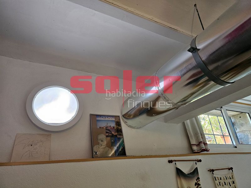 Foto 1505a7c5-2dbf-4040-93a4-559e73c0815e. Local comercial local singular con encanto rústico-industrial y jardín — valldoreix, en Sant Cugat del Vallès