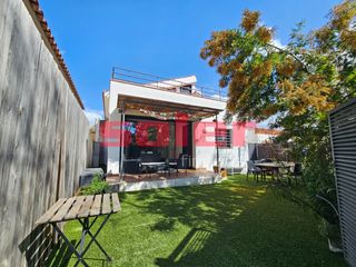 Haus in Cam� de can minguet 72. Encantadora casa reformada junto al parc central de sant cugat �