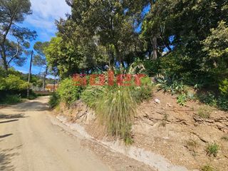 Wohngrundstück  Carrer de sant ramon 13. Parcela está en el sector vallpineda
