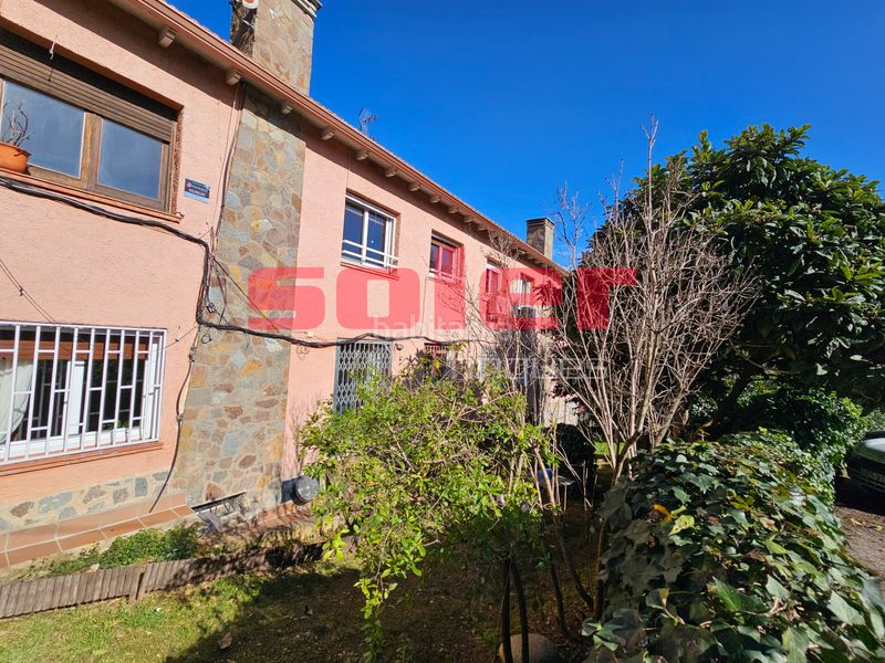 Foto 9a47c756-6e90-4393-a000-71bad6284e11. Alquiler local comercial local singular con encanto rústico y jardín — valldoreix, en Sant Cugat del Vallès