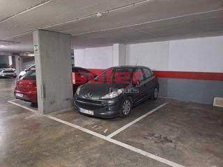 Posto auto  Passeig de pau claris. Plaza de parking amplia y de acceso comodo