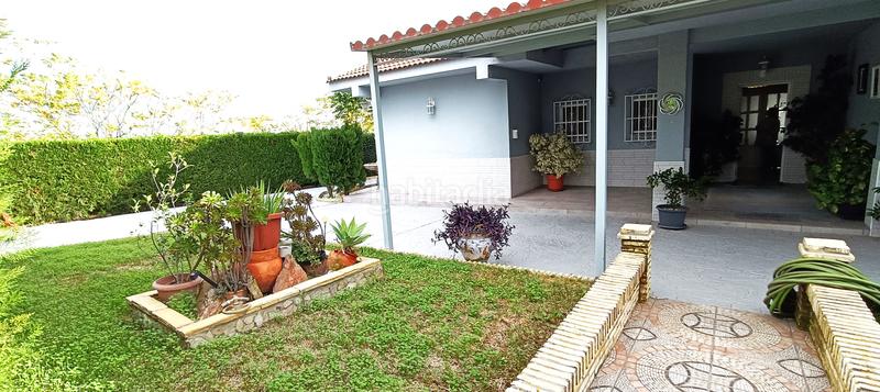 Foto 16d1e698-871c-4083-8e44-e0ef12307cc4. Chalet avec parking piscine dans Espartinas pueblo Espartinas