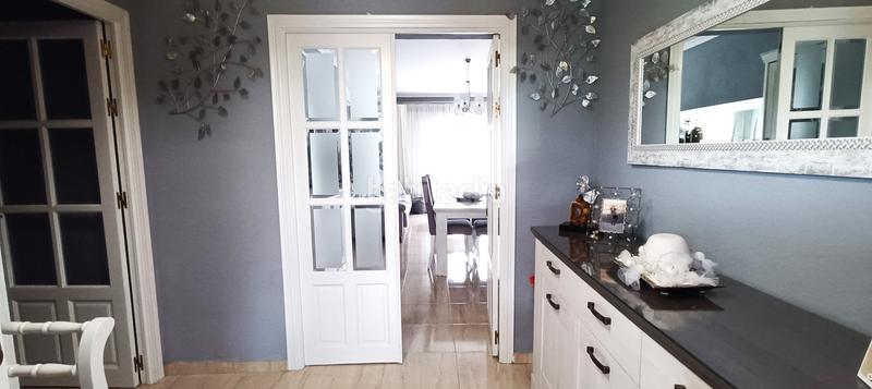 Foto 1f2d037c-4f03-469f-93e1-999f042a45a3. Chalet avec parking piscine dans Espartinas pueblo Espartinas