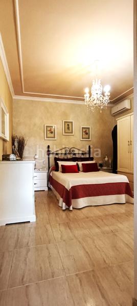 Foto 2f8515ee-5236-450d-957d-ee892533b4d1. Chalet avec parking piscine dans Espartinas pueblo Espartinas