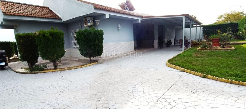 Foto 55b9248b-b478-4a75-84de-ab6ce31b4066. Chalet avec parking piscine dans Espartinas pueblo Espartinas