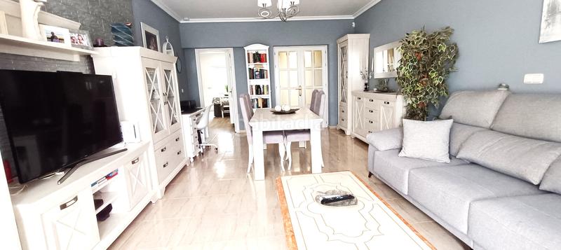 Foto a0bbe93b-09ed-42c5-adfb-4838e7f32d0d. Chalet avec parking piscine dans Espartinas pueblo Espartinas