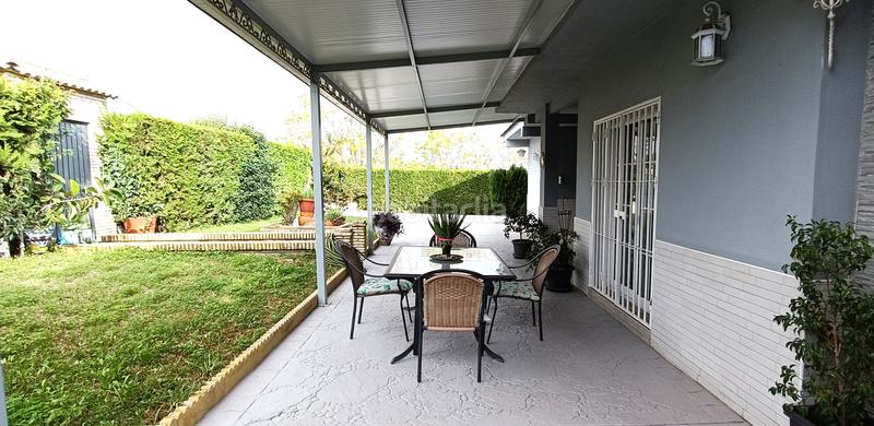 Foto da547367-0b39-48e4-a1f7-ea9e025f3c0c. Chalet avec parking piscine dans Espartinas pueblo Espartinas