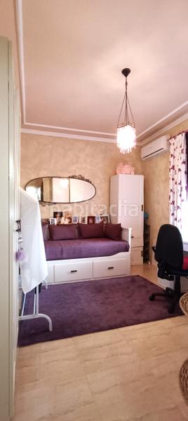 Foto fe80b06e-100a-4e45-8f86-498309379dba. Chalet avec parking piscine dans Espartinas pueblo Espartinas