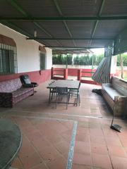 Finca rústica a Villanueva del Ariscal. Atención finca rústica con casa, pozo y luz. excelente ubicación