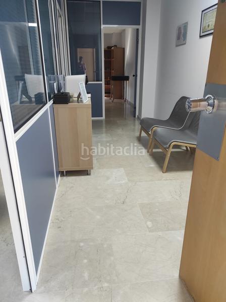 Foto 6812852b-4732-4feb-8bf5-d548386d7387. Bureau dans avenida república argentina 2 dans Avenida Juan Diego Bormujos