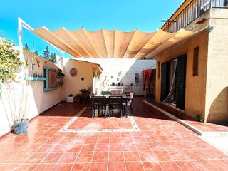 Casa bifamiliare in Ramal de Espartinas. Casa pareada en espartinas