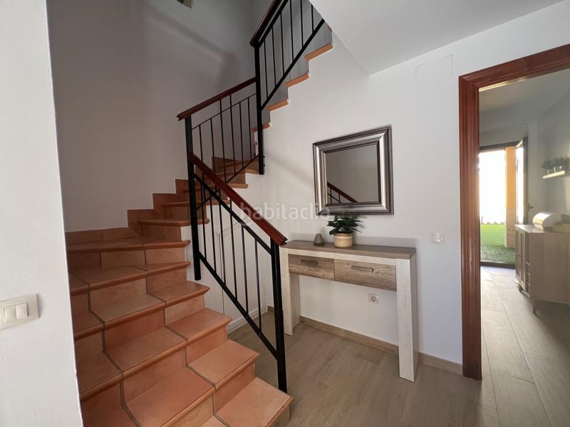 Foto 059c06e4-1637-4fd6-a4a7-7c7095158409. Casa pareada magnífico chalet pareado en Espartinas pueblo Espartinas